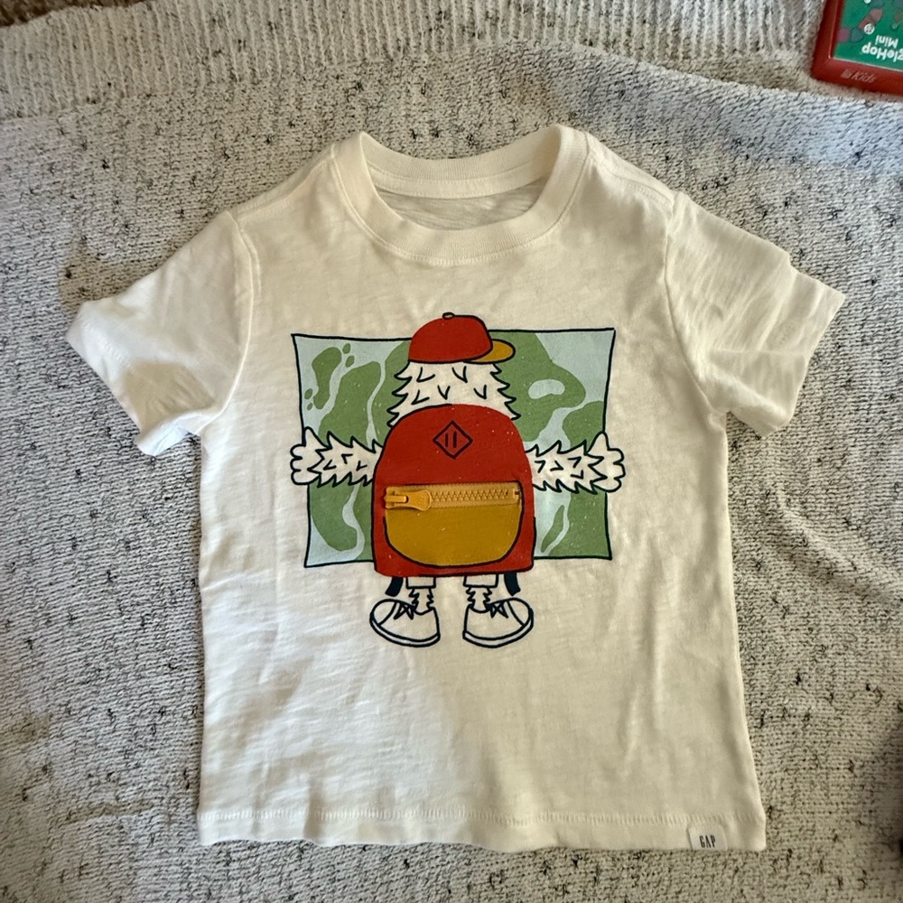 GAP Kids Cream T-Shirt with Fun Graphic